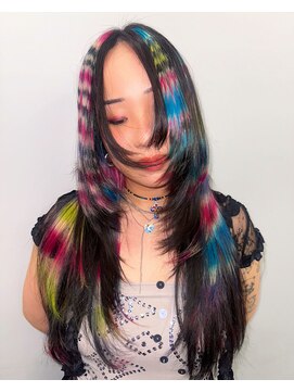 オーン(OOn) ポイント派手デザイン