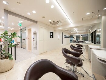 TAYA大阪上本町　Smart Salon