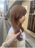 まろやかベージュブラウンで叶える秋の軽やかヘア