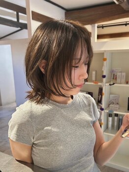 顔周りをすっきりさせるカットで,小顔魅せ♪〈360°可愛い〉仕上がりと再現性にこだわったレイヤーカット☆