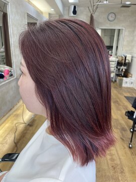 ヘアアンドメイク アリス(hair&make ALICE produce by COLT) 外はねボブ　ピンク