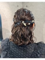 スケール(=SCALE) 《ヘアセット+フルメイク》