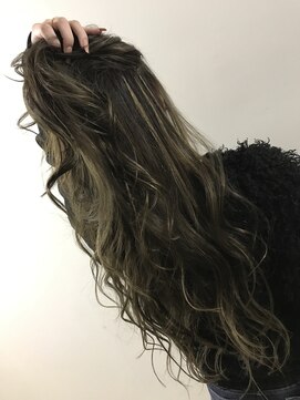 ブランシスヘアー(Bulansis Hair) 外国人風カラーアディクシーで透明感を!