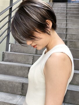 キアラ(Kchiara) ハンサムくびれショートハイライトkchiara天神川野直人