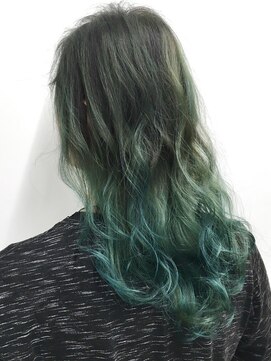 セシルヘアー(CECIL hair) CECIL モスグリーン×バレイヤージュグラデーション