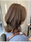 美髪くびれ外ハネレイヤー