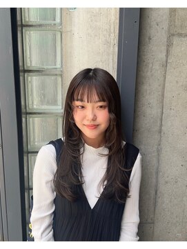 アウラ(AURA) レイヤーヘア顔周りレイヤー透明感カラー