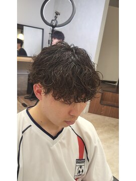 プルーブトウキョウ 渋谷(PROVE TOKYO) 波巻きスパイラルパーマラウンドマッシュ刈り上げメンズ