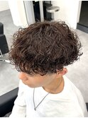 guest snap　刈り上げ前下がりマッシュ×波巻きパーマ