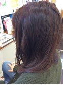 クセ毛でも手入れしやすいカラーカット