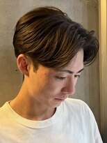 センターパート　ニュアンスパーマ　ワンカールパーマ