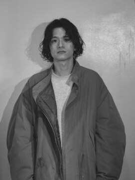 メンズパーマで“こなれ感”