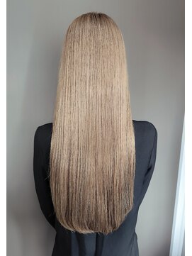 ハイトーンにもダメージレス！光色イルミナカラー☆