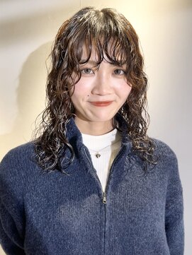 フィルムス 田町芝浦(FILMS) 黒髪/クラゲヘアー/オリーブグレー/小顔/ココアベージュ/田町