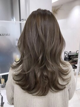 ムード(MOOD,) イメチェン/ピンクベージュ/アンブレラカラー/前髪/銀座駅