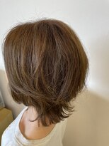 トランスフォーム ヘアー(TRANSFORM hair) ベージュ白髪ぼかしショートレイヤー