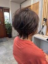 コロレ(COLORE)&nbsp;パーマを活かしたショートウルフ×艶ブラウン