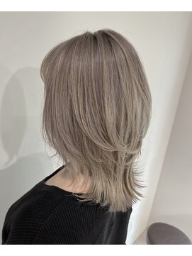 シーン 池袋(scene.) scene.【シーン】【池袋 西口徒歩3分】ホワイトグレージュ