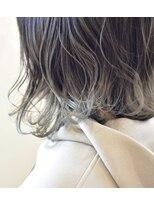 ティフル(TifuL) バレイヤージュで作るアッシュグレー