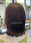 ミディアムボブ