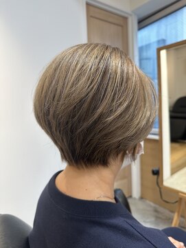 ヒビト 恵比寿 渋谷(HIBITO.) 髪質改善カラー 骨格補正カット アッシュベージュ