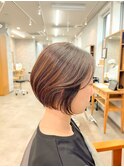 大人世代の為のショートボブ