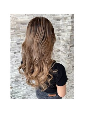 クリスタル(CRYSTA) バレイヤージュ