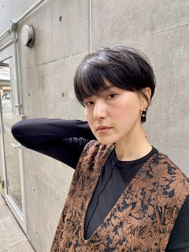 ハルキ ミナト ジャパン オオサカ(HARUKI MINATO japan OSAKA) 40代50代小顔似合わせカットくびレイヤーエモージュ大人可愛い