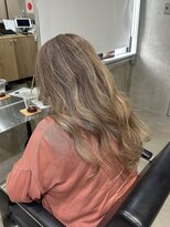 ラック(LUCK)&nbsp;レイヤーロング/バレイヤージュ/シルキーベージュ/船橋