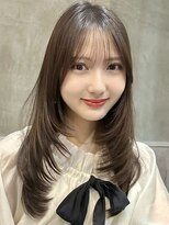 ユニコ(unico)&nbsp;韓国風/レイヤー/小顔/前髪カット/髪質改善/グレージュ/透明感