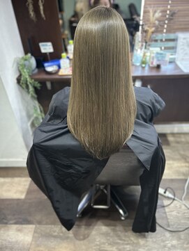 ルアン(Luan) ブランドベージュ