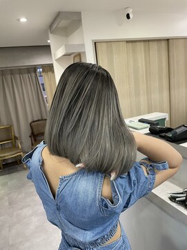 ワールドオーダー 天王寺店(WORLD ORDER) グレーバレイヤージュ