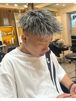 ルースト 渋谷店(ROOST)&nbsp;［バチイケスタイル］ジェット×ホワイトメッシュ