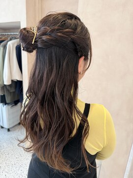 【中里恵梨】ヘアセット/ゆるふわハーフアップ/くるみちゃんヘア