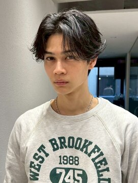 ファルベ(Farbe) フェザー/サーフカール/センターパート/波巻きツイスパ