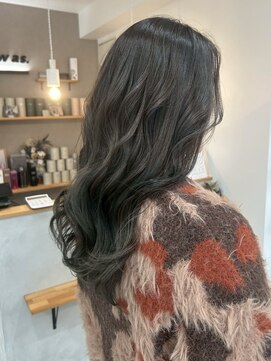 ナウアズ(now as.) アディクシーで叶えるアッシュグレージュ【Emma】【nowas.明石】