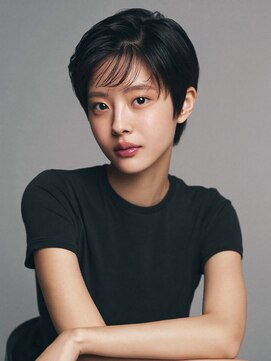 キヴィ(kivi) 大人ショート×艶髪ヘッドスパ 小顔似合わせカット