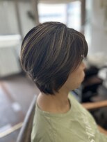 アート(art)&nbsp;トップにボリュームスッキリショート(*^^*)