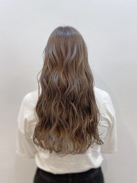 ラフューネ ヨコハマ(Raffune Yokohama) ハイトーンベージュ/Raffune Yokohama小池ひかる