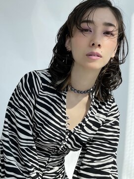 エアー 青山(AIR) 【20代30代】大人可愛いくびれミディ