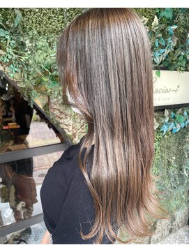 バーシャミ 博多(Baciami) アッシュベージュ