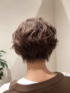 ルナディア(Lunadia) パーマショート