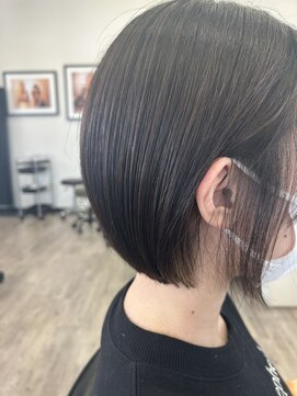 フレンズ 平岡店(friend's) 【札幌平岡　切りっぱなしボブ　藤原有貴】