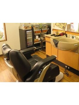 熟練オーナーがなりたいスタイルやお悩みを丁寧にヒアリング！施術中は無駄なおしゃべりはなくリラックス☆