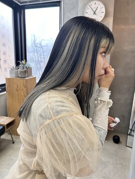 テトヘアー(teto hair) ロングヘア デザインカラー ホワイトベージュ ローライト