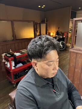 カットスペース キャロル(CUT SPACE CAROL) ツーブロスキン