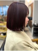 切りっぱなしボブ　ピンクブラウン　レッドカラー　ストレート