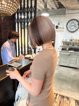 トレンチ(TRENCH) 《TRENCH おつじ》