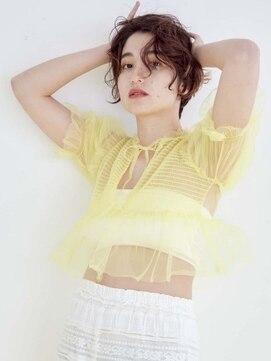 ラビリンス(Labyrinth) ナチュラルパーマショート