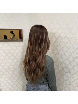 ブランシスヘアー(Bulansis Hair) アッシュロング